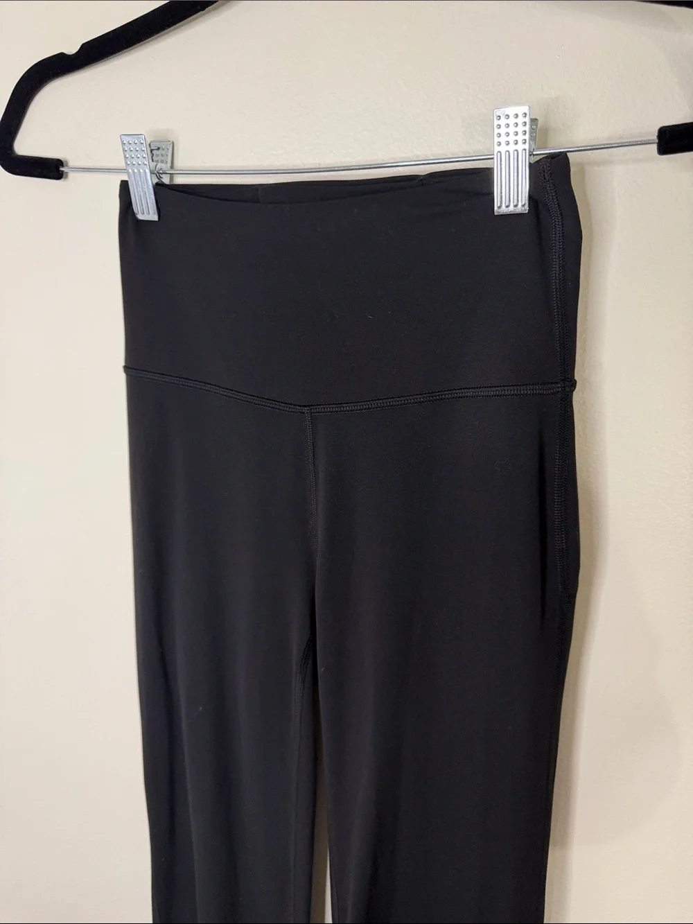Lululemon Groove Pant Flare Leggings Super High-Rise Nulu Black Yoga Size 2